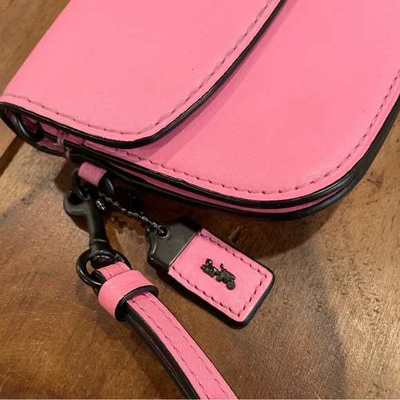 Coach 1941 Glovetanned Leather Bright Pink Clutch Wristlet with Paperwork - Picture 6 of 16